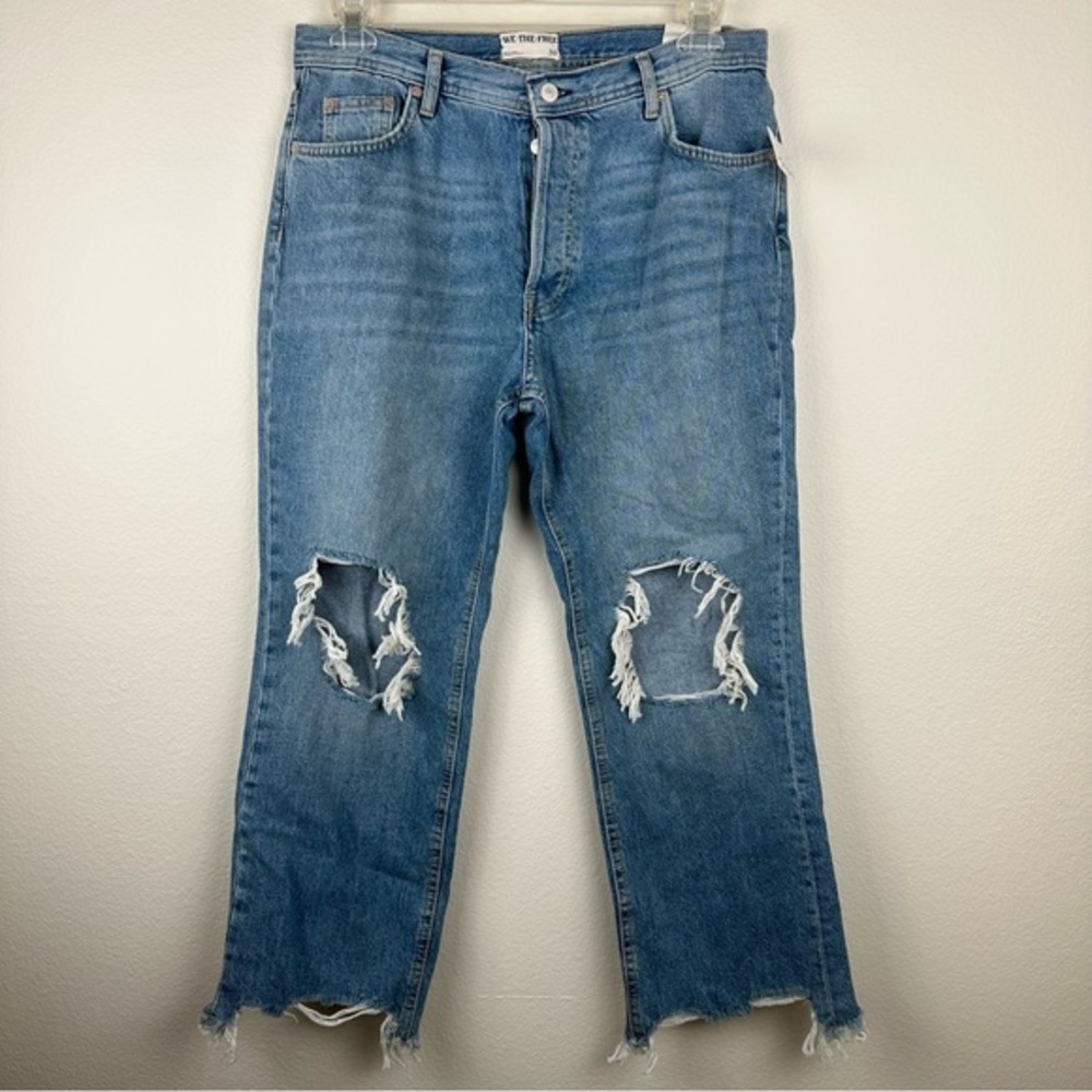 Free People Maggie Mid Rise Straight Leg Jean Distressed Size 30 Holes